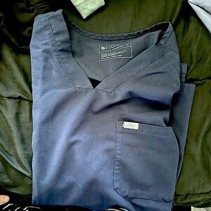 Xl figs men’s scrub top
